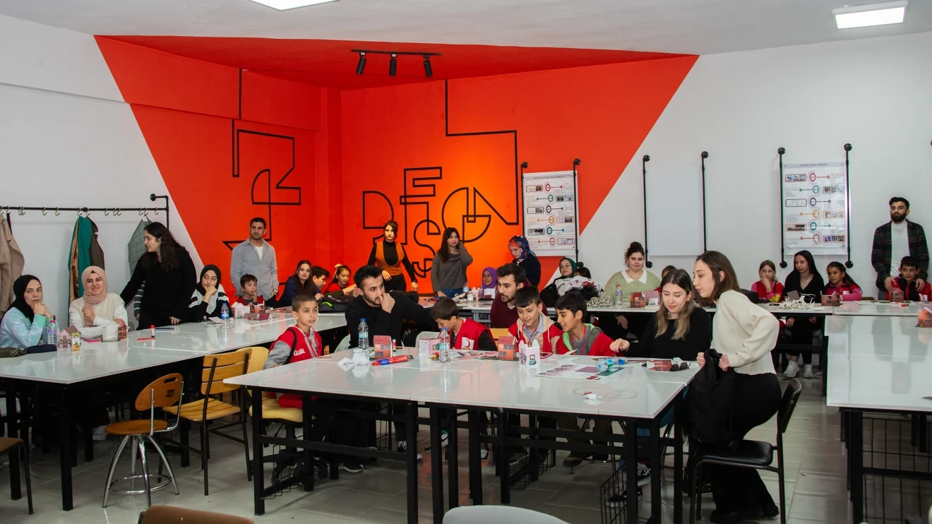 “Çocuk Üniversitesi” Projesi
